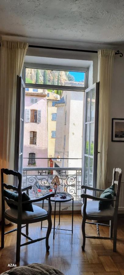 Apartment In The Heart Of Cotignac Esterno foto